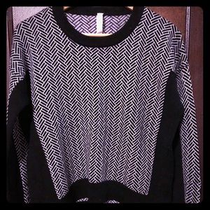 Lululemon cropped herringbone sweater
